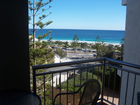 Scarborough - Oceanview 2 Bed, 2 Bathroom Apartment - Accommodation Cooktown 0