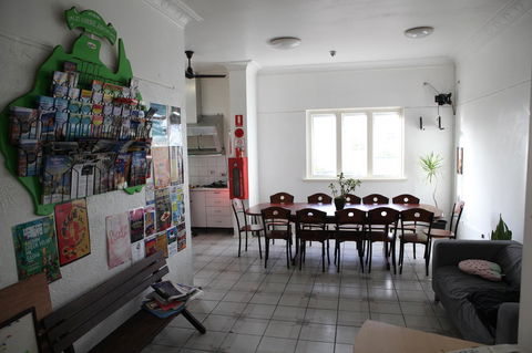 Perth Central Backpackers - Accommodation Cooktown 19