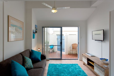 Life's A Beach! Fremantle - Accommodation Cooktown 4