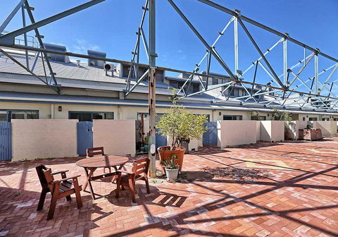 Life's A Beach! Fremantle - Accommodation Cooktown 22