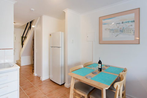 Life's A Beach! Fremantle - Accommodation Cooktown 11