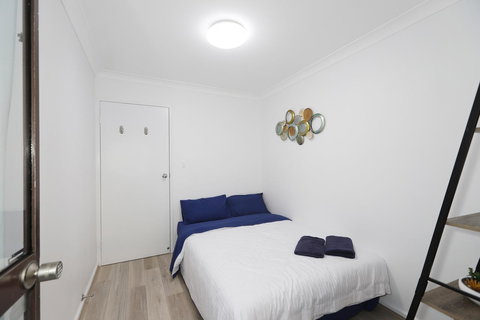 West Beach Lagoon 221 - Stylish Apartment! - Accommodation Cooktown 3