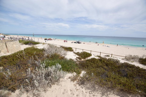 West Beach Lagoon 221 - Stylish Apartment! - Accommodation Cooktown 20