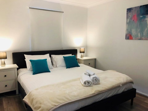 West Beach Lagoon 221 - Stylish Apartment! - Accommodation Cooktown 4