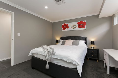 Perth Comfy Stays - Accommodation Cooktown 29