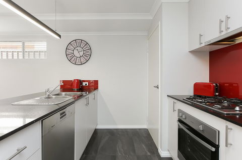 Perth Comfy Stays - Accommodation Cooktown 15