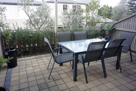 Studio 4 - Ground Floor Fremantle Apartment - Accommodation Cooktown 18