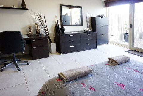 Studio 4 - Ground Floor Fremantle Apartment - Accommodation Cooktown 10