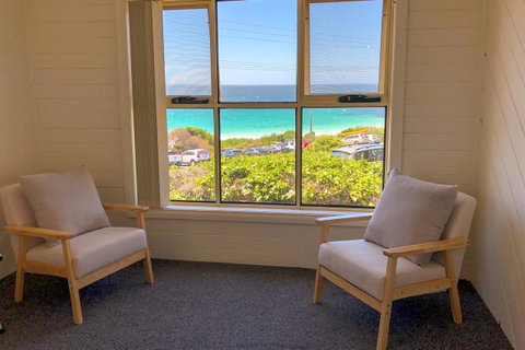 BINALONG BEACH COTTAGE Beachfront At Bay Of Fires Next To Restaurant - Accommodation Cooktown 3