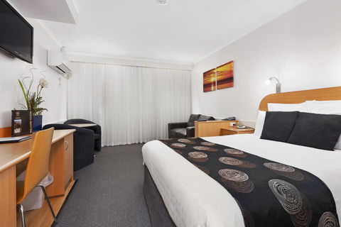 Beachfront Voyager Motor Inn - Accommodation Cooktown 10