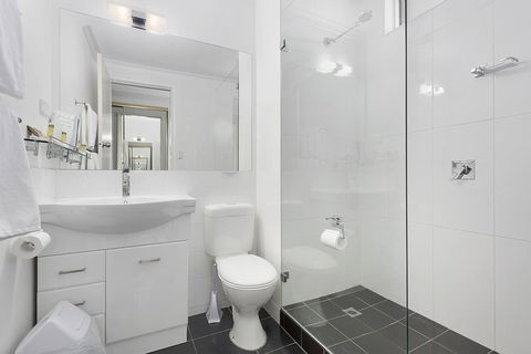 Beachfront Voyager Motor Inn - Accommodation Cooktown 11