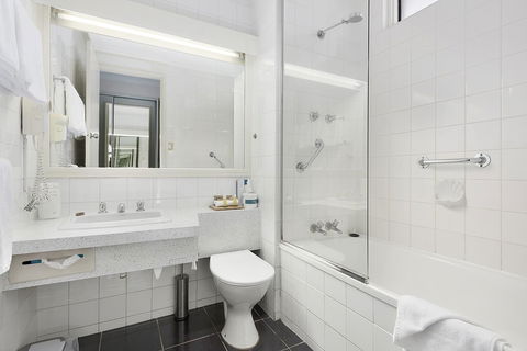 Beachfront Voyager Motor Inn - Accommodation Cooktown 14