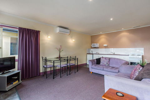 Smugglers Rest Apartments Dover - Accommodation Cooktown 9