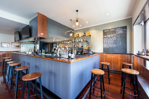 Customs House Hotel - Accommodation Cooktown 13