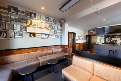 Customs House Hotel - Accommodation Cooktown 1