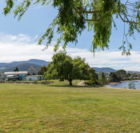 Riverfront Motel  Villas - Accommodation Cooktown