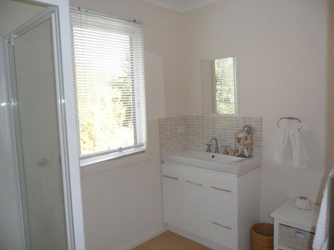 Anchorage Waterfront Retreat - Accommodation Cooktown 14