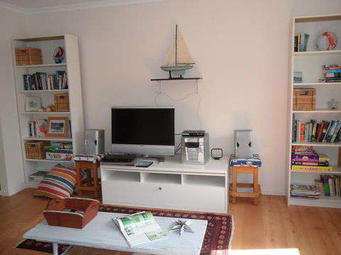 Anchorage Waterfront Retreat - Accommodation Cooktown 8