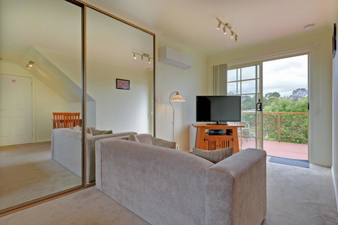 Aloft Boutique Accommodation - Accommodation Cooktown 10