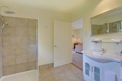 Aloft Boutique Accommodation - Accommodation Cooktown 14