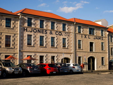The Henry Jones Art Hotel - Accommodation Cooktown 5