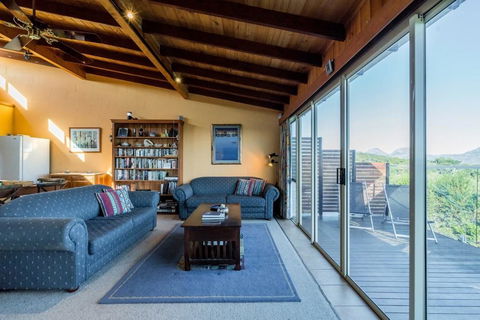 Freycinet Panorama - Accommodation Cooktown 7