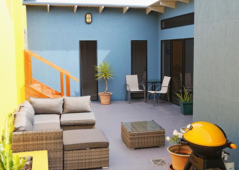 Banksy's By The Bay - Accommodation Cooktown 1