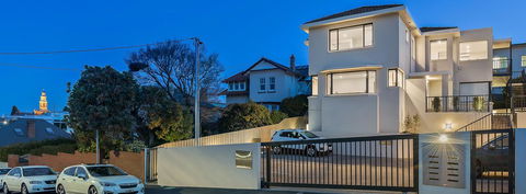 110 Hampden Apartments - Accommodation Cooktown 10