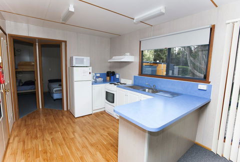 Seven Mile Beach Cabin And Caravan Park - Accommodation Cooktown 16