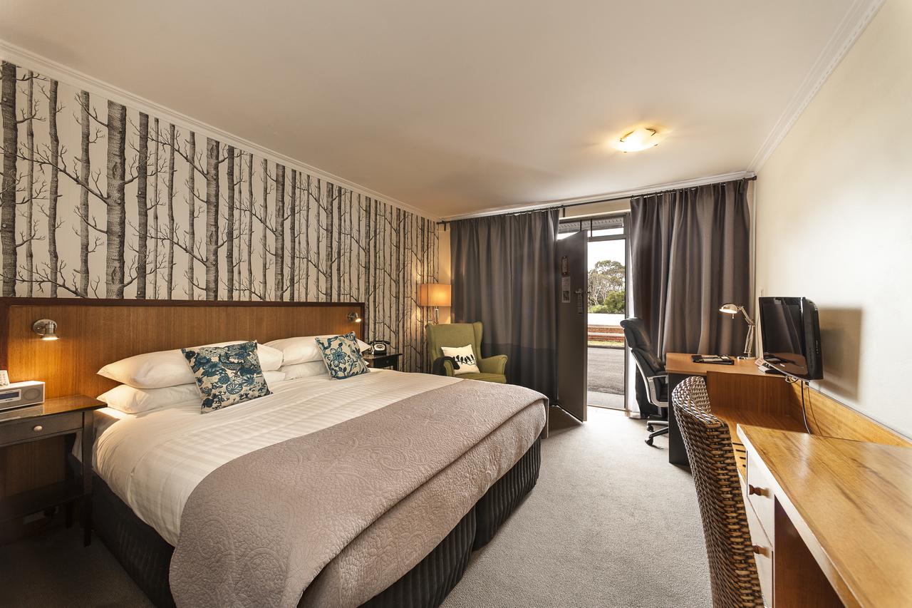 Wynyard TAS Accommodation Cooktown