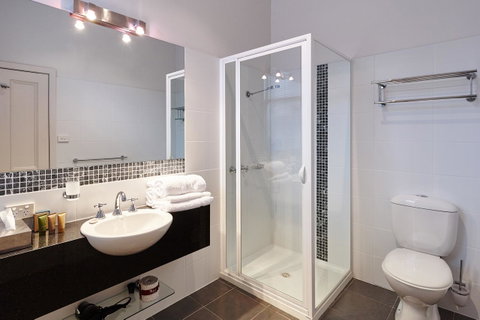 Auldington Hotel - Accommodation Cooktown 7