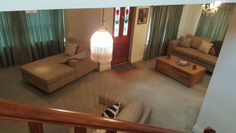 City Townhouse Walking Distance To City - Accommodation Cooktown 8