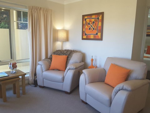 On The Terrace - Accommodation Cooktown 24