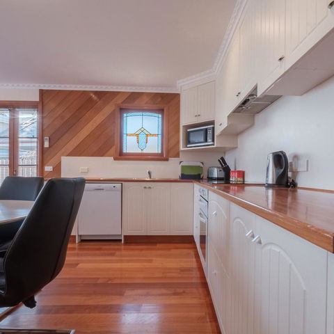 Cod Rock Point - Accommodation Cooktown 9