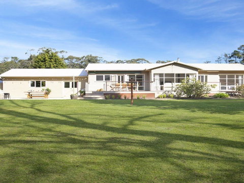 Newbury Haven - Accommodation Cooktown 0