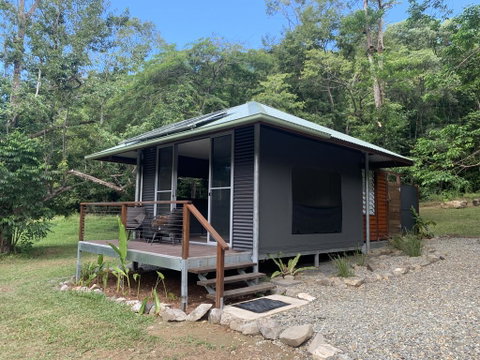 Noah Creek Eco Huts - Accommodation Cooktown 1