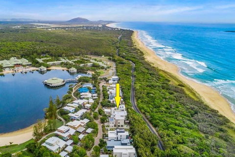 NORTHSHOR- ULTIMATE BEACH HOUSE - Accommodation Cooktown 0