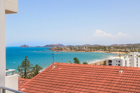 Ocean Views - Accommodation Cooktown 0