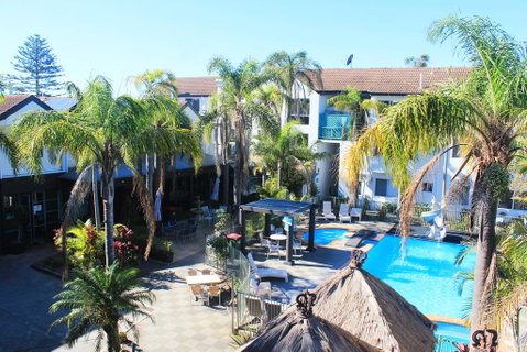 Oceanside Hawks Nest - Accommodation Cooktown 1