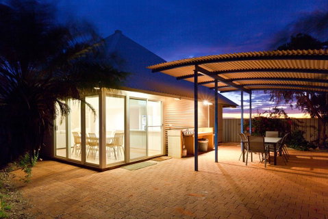 Osprey Holiday Village Unit 105 - Tranquil 3 Bedroom Holiday Villa With A Pool In The Complex - Accommodation Cooktown 2