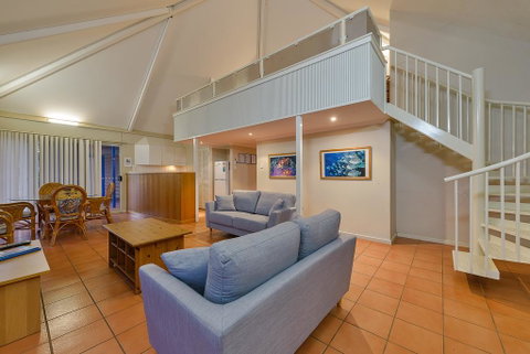 Osprey Holiday Village Unit 123 - Blissful 3 Bedroom Holiday Villa With A Pool In The Complex - Accommodation Cooktown 2