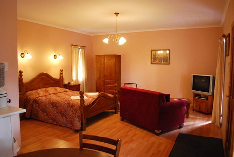 Osteria Sanso B&B - Accommodation Cooktown 2