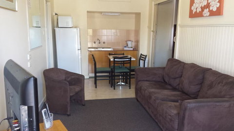 Paddle Steamer Motel - Accommodation Cooktown 1