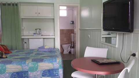 Paddle Steamer Motel - Accommodation Cooktown 2