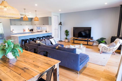 Pandanas Apartments 15A - Mollymook Beach - Accommodation Cooktown 0