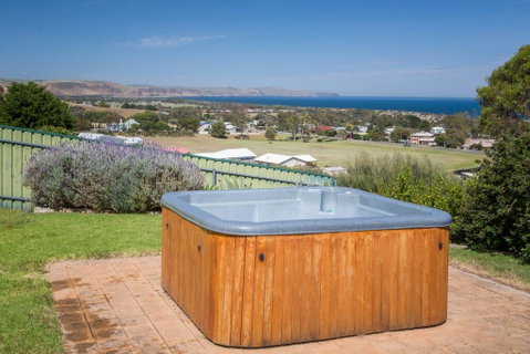 Panorama - 7 Stacey Drive - Accommodation Cooktown 3