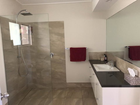 Paradise Retreat - Accommodation Cooktown 3