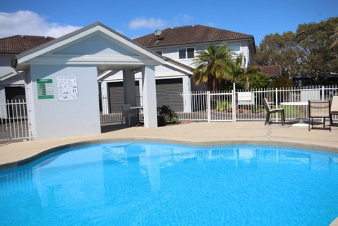 Paradise Waters - No. 19 - Accommodation Cooktown 0