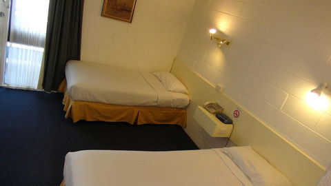 Pathfinder Motel - Accommodation Cooktown 1