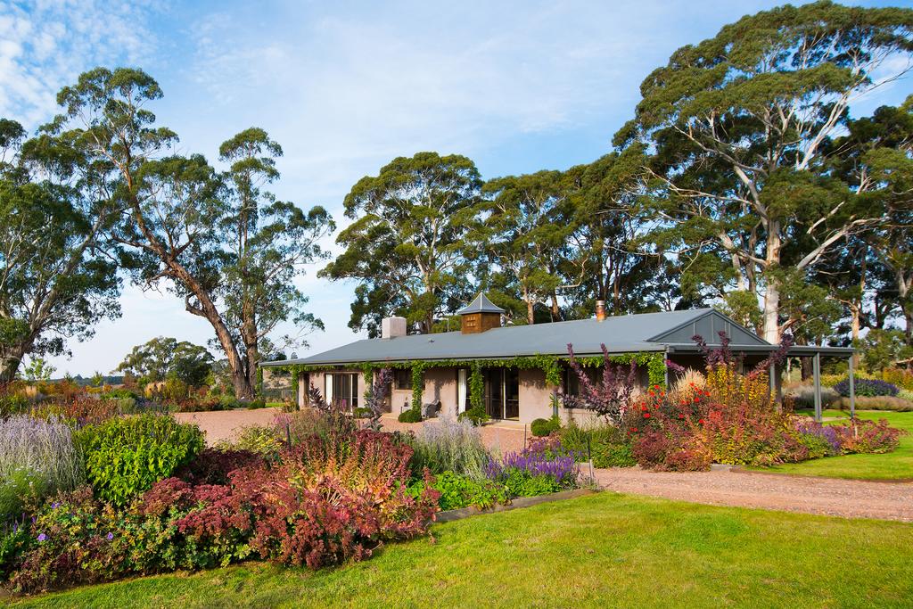 Denver VIC Accommodation Cooktown
